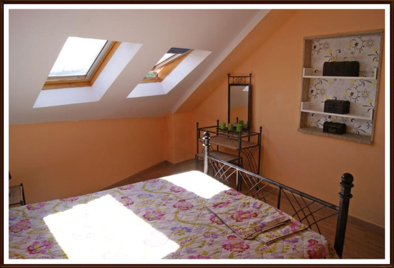 Apartamento En Zona Rustica De Камаріньяс Екстер'єр фото